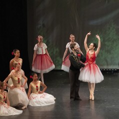 70499-PAQUITA-1 et 2-Sam
